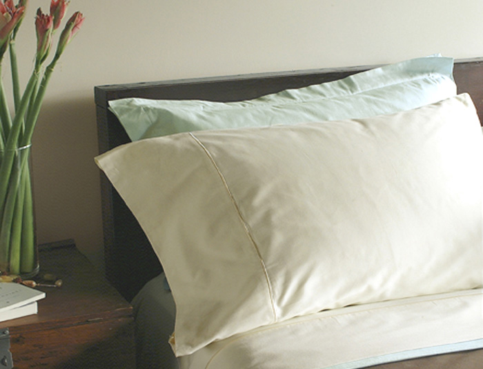 LOOP Organic Sateen Sandstone Embroidered Sheets