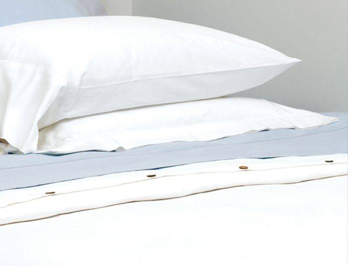 LOOP Organic Sateen White Duvet Cover and Shams