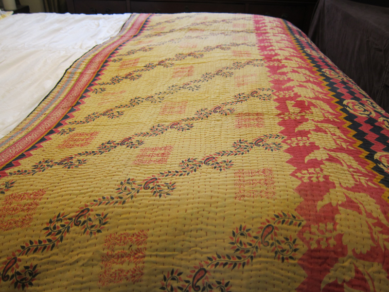Kantha Sari Throw - Rose Diamonds