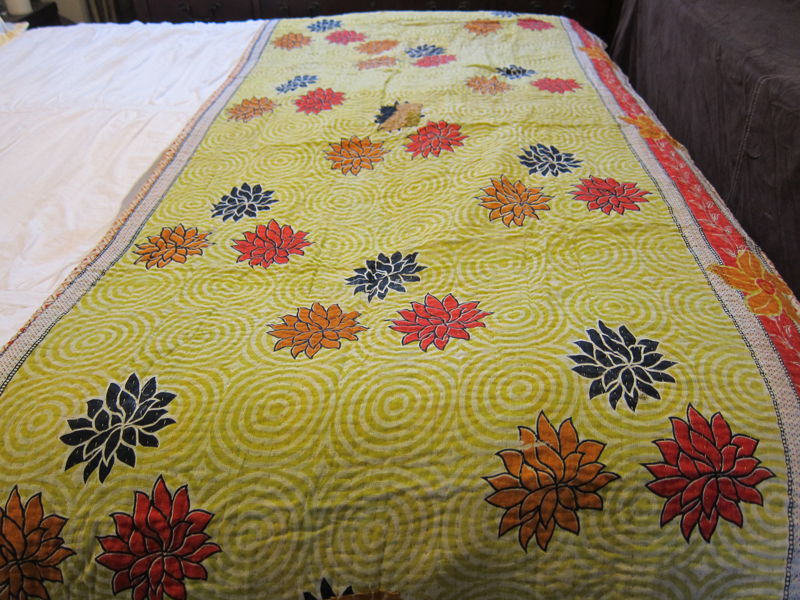 Kantha Sari Throw - Lotus & Vines