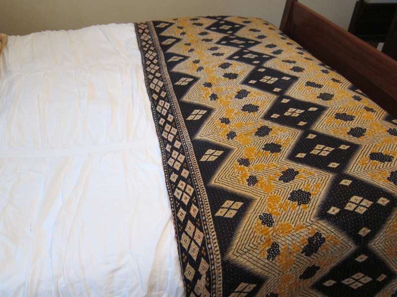 Vintage Sari Throw - Floral Diamonds