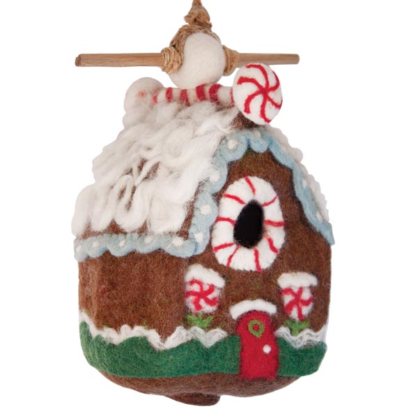 gingerbread-chalet-birdhouse